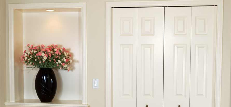 residential closet door repair in East Rancho Dominguez